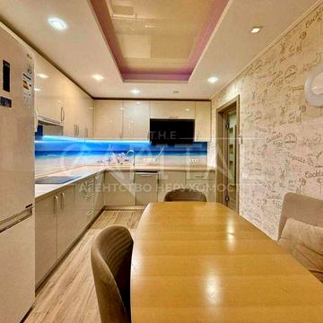 Оренда Квартира, Оболонський район, вул. Героїв полку «Азов», 78 м2