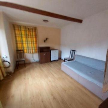 Сдам часть дома с удобствами и своим двором на Журавлевке - м.Киевская