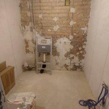 Продається 2х кім квартира на 5му поверсі 5ти поверхового цегляного бу