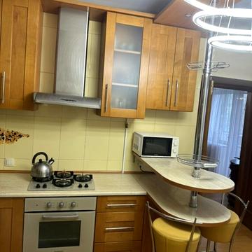 Незалежності вул., 23