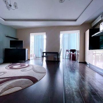 Сдам квартиру 3 комнаты и гостиная в жк Каскад Днепр арена