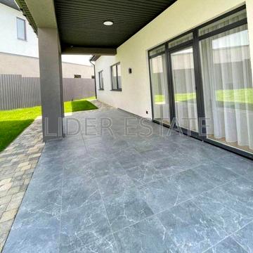 Продаж 4-к будинку 135м² в Ужгороді, 5 соток