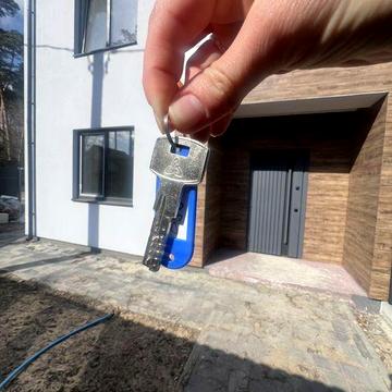 Дуплекс з чистовим оздобленням в Лісній частині!