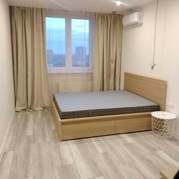 Юлії Здановської вул. (Ломоносова), 34-Б