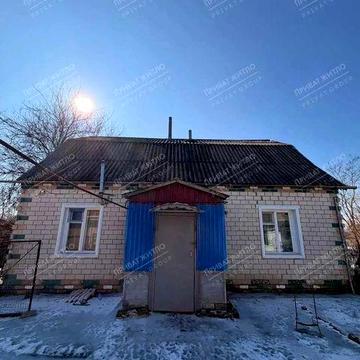 Окремий будинок в Новосанжарському районі, Полтавщина.