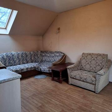 Сдам квартиру студию ул. Синеозерная возле Лавины