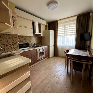 Довгострокова оренда  2- кімнатна квартира для сімʼі- вул. Родимцева