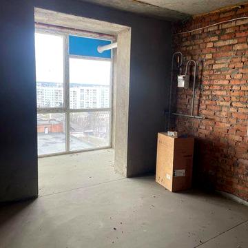 Продаж двохрівневої квартири р-н Центрального ринку