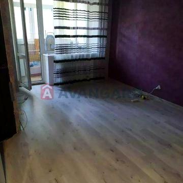 Продам 1-кімнатну квартиру з ремонтом на вул. Молодогвардійська