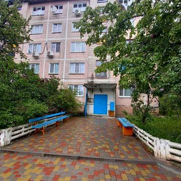 ПРОДАМ 2к кв 2/5  8-км от м ХОЛОДНАЯ гора с ПОДВОРКИ