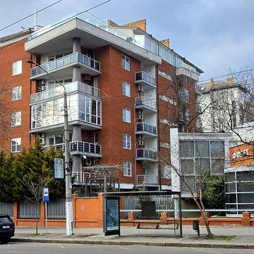 Центр!Редкая продажа! Шикарная 4-х комнатная квартира в парке Шевченко