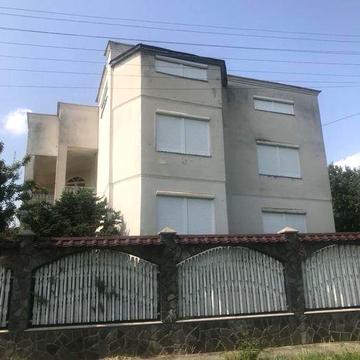 Продаж добротного будинку