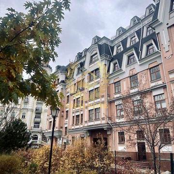 Пропонується до продажу квартира на Воздвиженці