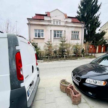 Продаж 3 кімнатної квартири, вулиця Ріпина, біля Шевченківського Гаю