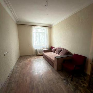 У продажу 2к квартира на вул.Мурманська 2 Ж/М сонячний