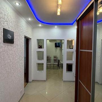 Сдам просторную двукхкомнатную квартиру с АГВ в новострое !!!