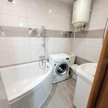 Сдам 2-к.кв. Центр Озерка пр. Дм. Яворницкого ул. Ст. Бандеры. Торг