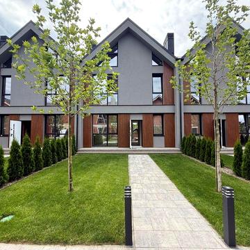 Таунхаус з власним укриттям Буча, центр, 120 м2+40 м2 мансарда