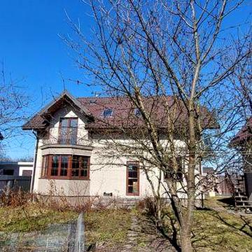 Приватний будинок