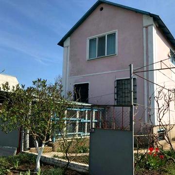 Продам будинок 2 поверхи