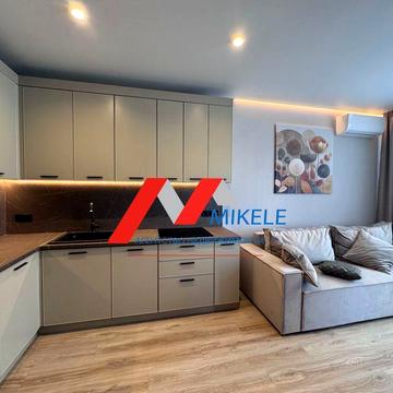 Без% 2к 48м Ростиславська 5А Златоустівська Чорновола Дмитрівська