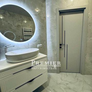 2х ком квартира с ремонтом на Таирова