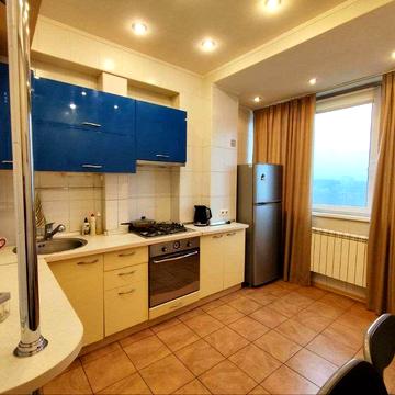 ЦЕНТР 2-кімн з КАМІНОМ метро Звіринецька/Дружби Народів Л.Українки