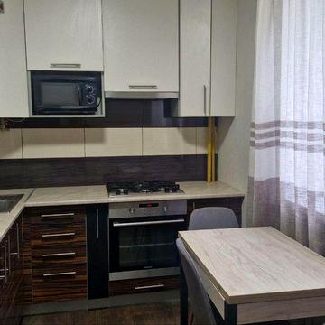 Продам 2х кімнатну квартиру в житловому стані, район Академії