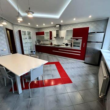 Оренда 4 кім. кв. вул. Амосова 4