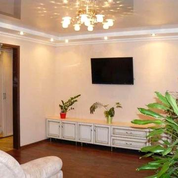 Здам 2х кім квартиру з євроремонтом на Пацаєва.