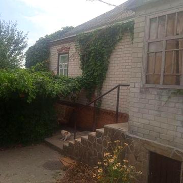 Продам дом Новая Водолага! Центр!