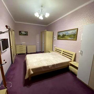 Довгострокова оренда 2к Квартира Хмельницького Богдана проспект