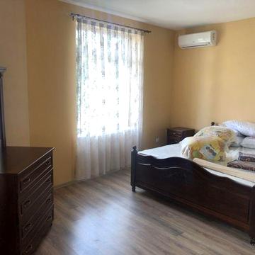 Оренда 1,5 кімнатної квартири