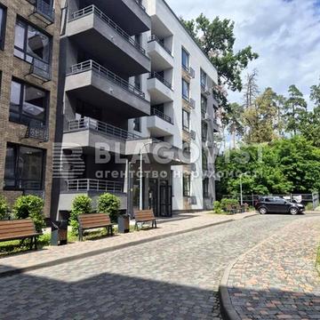 Квітки Цісик вул. (Гамарника), 32