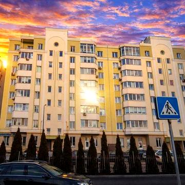 Продам 2х кімнатну квартиру з ремонтом меблями