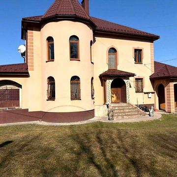 Будинок біля Почаєва