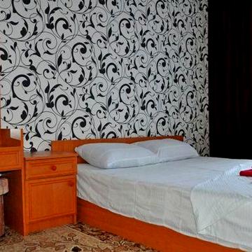 Сдам 2 комнатную квартиру в центре Южного