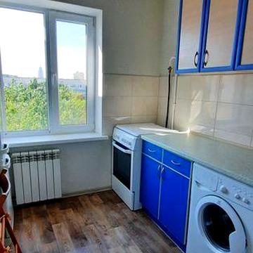 Здаю однокімнатну квартиру по вул. Р. РАТУШНОГО 16