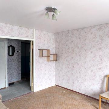 Продам двухкомнатную район Милиции 21000