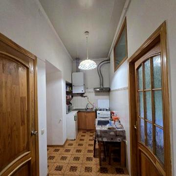 Продам квартиру ближній центр!
