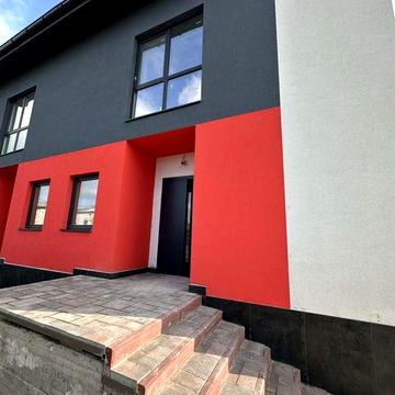 Квартира-Дуплекс в центрі Гостомеля