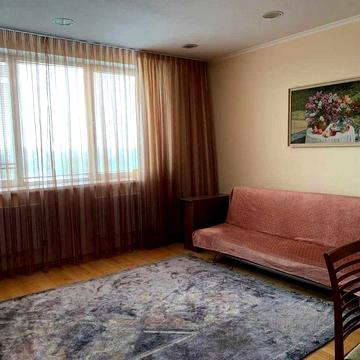 Здається 2х кімнатна квартира на просп.Науки 23