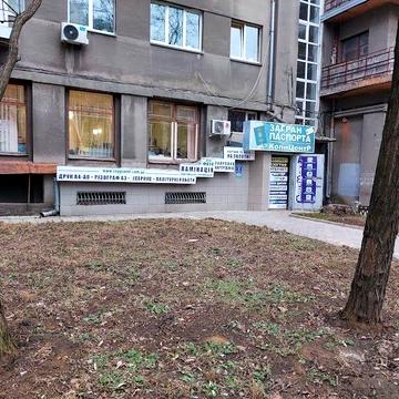 Продам 2-квариру Сталинка пр.Правды 5