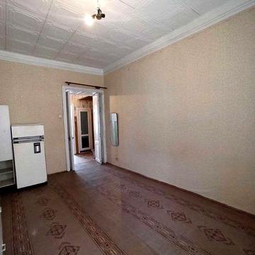 Продам 2-кімнатну квартиру район ЖД Вокзалу