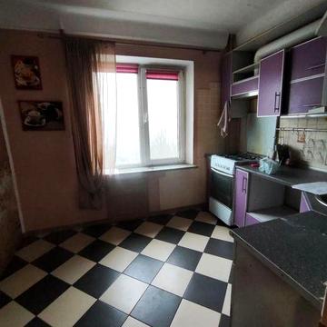 Продам 2х ком.кв-ру, Хортицкий м-рн, ул. Героев 93й бригады 6/9