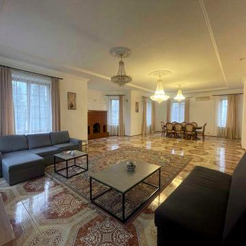 Від власника. пров. Зоряний 420м2,  газ, під офіс