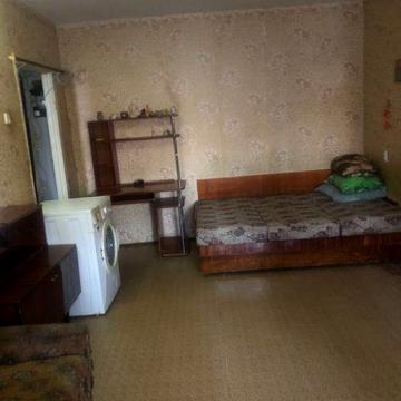 Здаю 1 кімнатну квартиру Космонавтів Будів.ринок