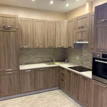 Кирило-Мефодіївська вул., 2