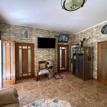 Продам 1кімн квартиру з терасою та гаражем /Дача Ковалевського