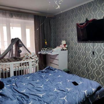 Продам 2-кімн квартиру на Михайла Комарова вул.